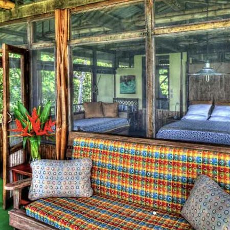 Iguana Lodge Beach Resort Puerto Jimenez Exterior photo
