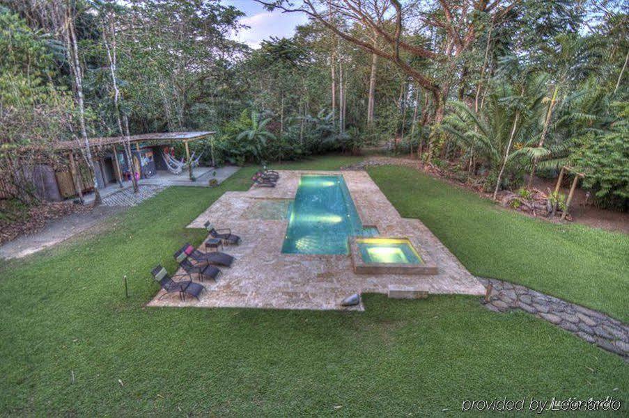 Iguana Lodge Beach Resort Puerto Jimenez Exterior photo